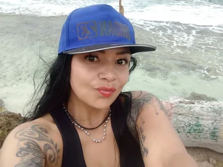 Samara1124 Squirt webcam from Colombia